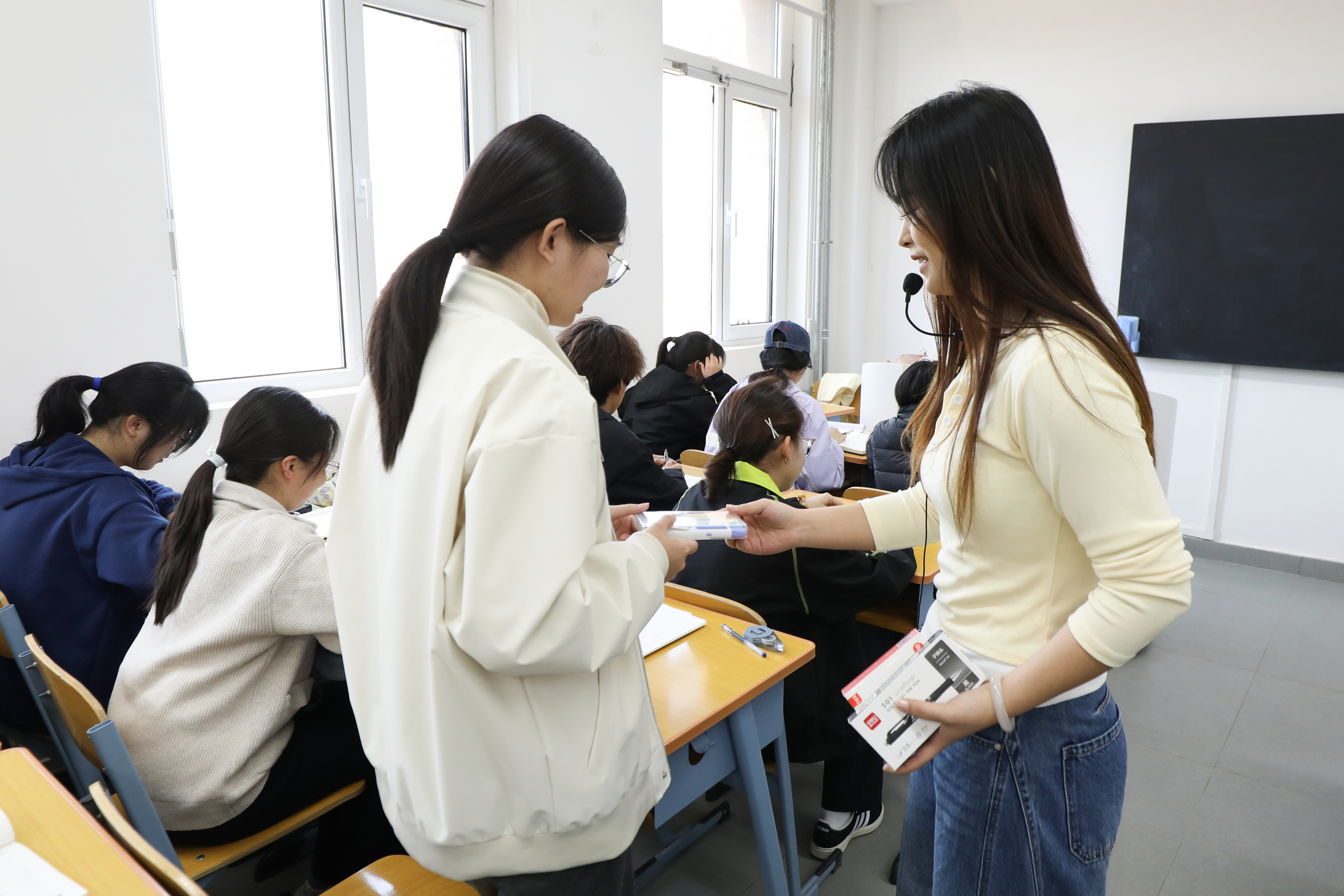 小激励撬动大课堂——兰州信息科技学院安学兰老师这样破解C语言课堂教学痛点-兰州信息科技学院_计算机与人工智能学院