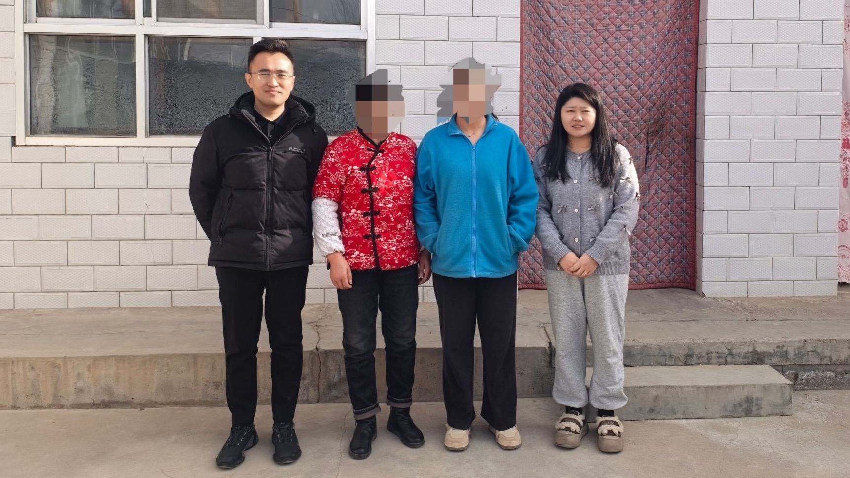 寒冬送暖·同心共育 ——计算机与人工智能学院开展家访活动