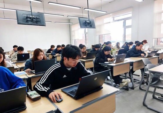 课堂“燃”起来，成长“活”起来——兰州信息科技学院SC教改下的...