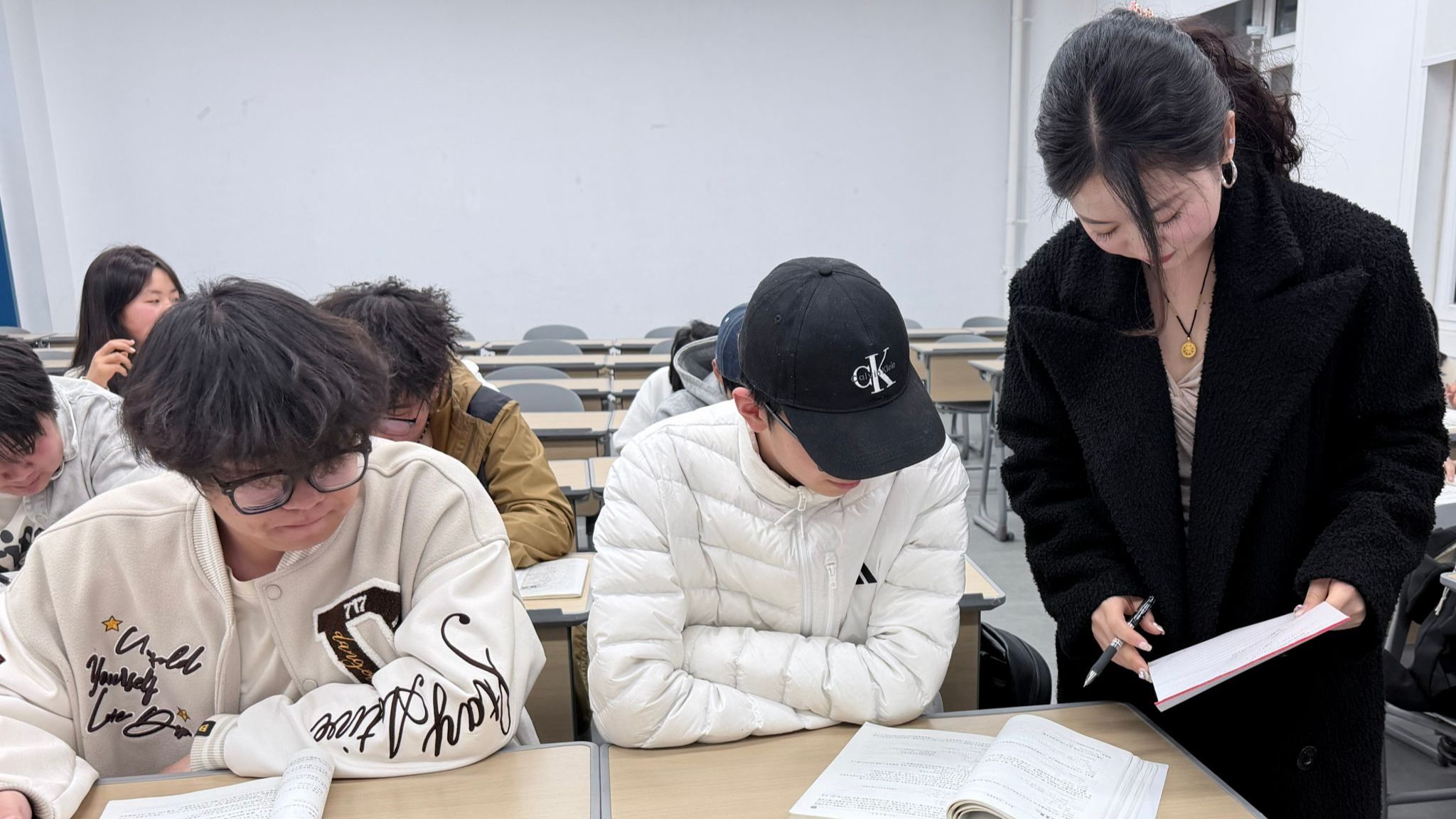 兰州信息科技学院一堂C语言课从“代码报错”到“主动破局”