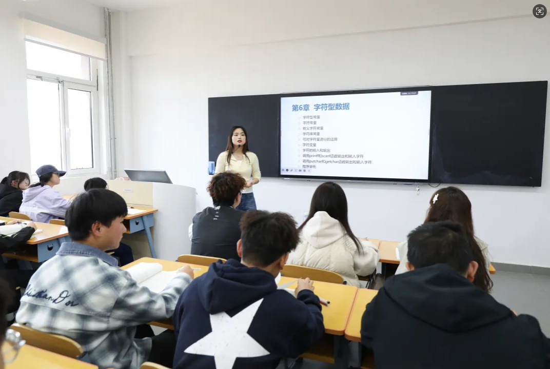 小激励撬动大课堂——兰州信息科技学院安学兰老师这样破解C语言课...